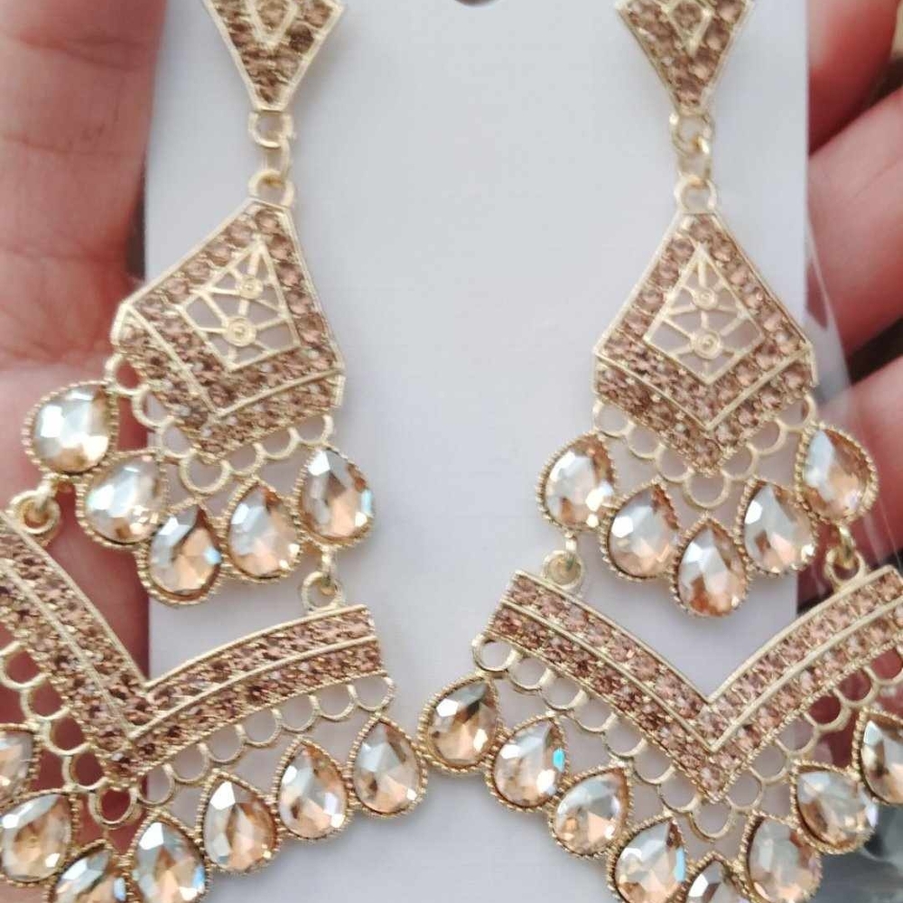 Elegant Gold Chandelier Earrings